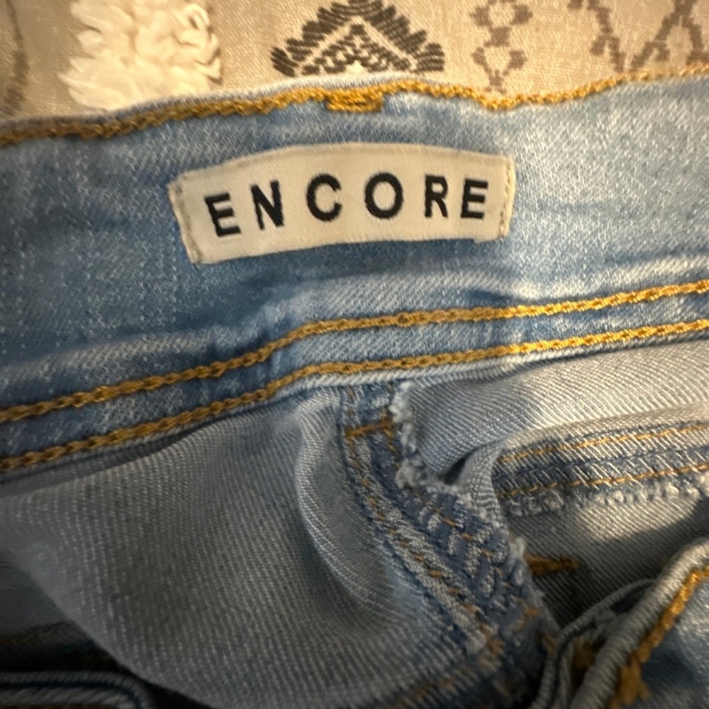 Encore Jeans - Picture 4 of 4